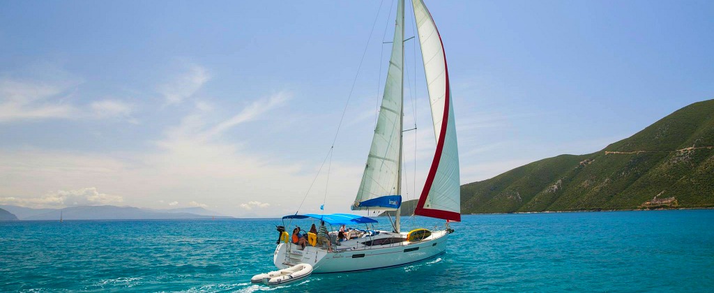 charter sailboat vacation